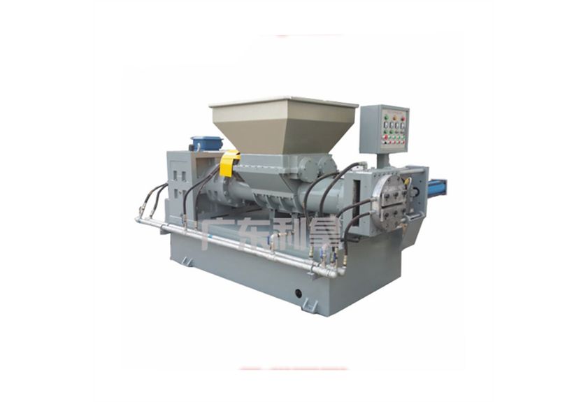 橡膠擠出過(guò)濾機(jī)：現(xiàn)代工業(yè)的心臟-3